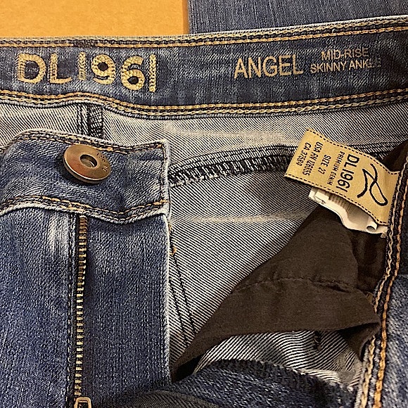 DL1961 Angel Mid Rise Skinny Ankle Jeans Zeppelin Size 27 - Picture 9 of 16